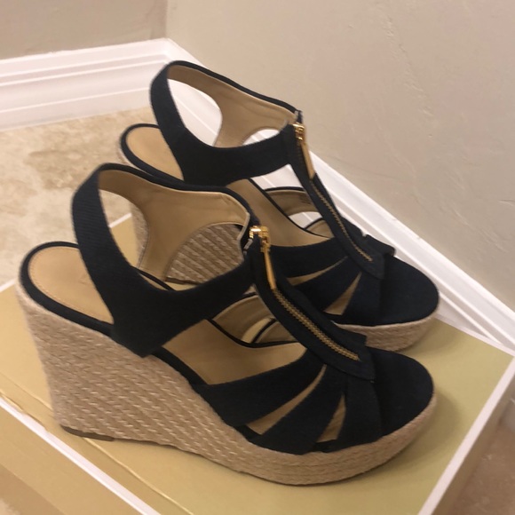 Shoes like new - Picture 3 of 4